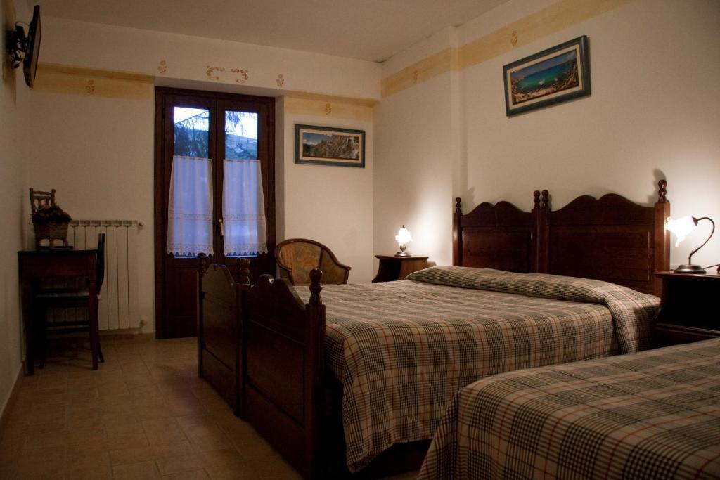 Lh Albergo Il Paradiso Pescasseroli Exterior photo
